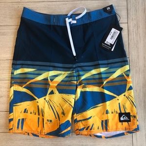 Quick silver board shorts